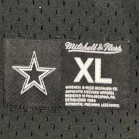 Mitchell &Ness Jersey Adult Extra‎ Large Black Throwbacks Sanders 21 NFL Mens